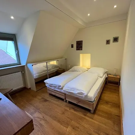 Zum Goldenen Hirsch Appartement *