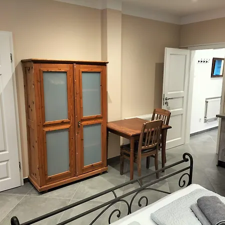 Zum Goldenen Hirsch Apartment